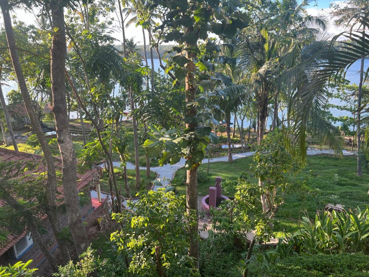 Vishram Village Varkala Exteriör bild
